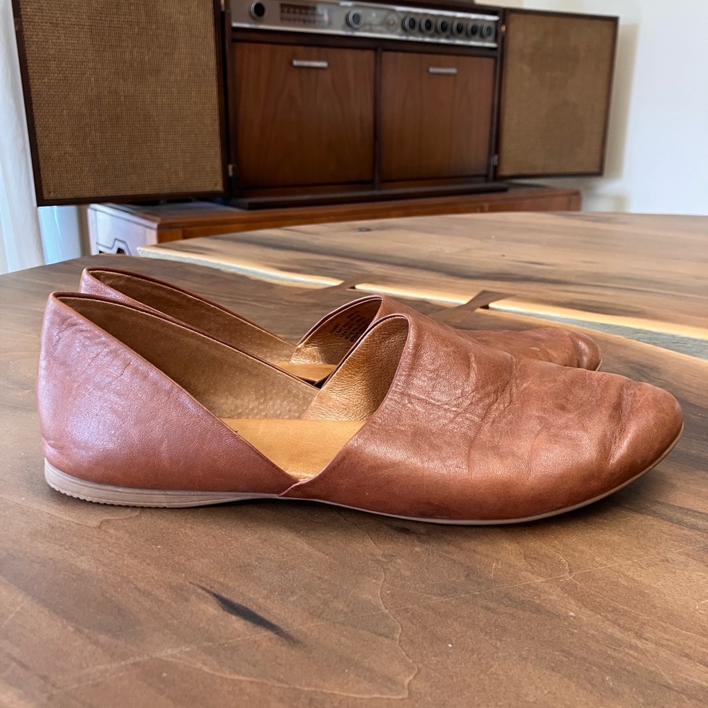 Miz Mooz Brown Leather D'Orsay Flats size 8